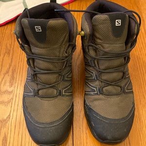Salomon mid height waterproof hiking boots.  Olive green and back.